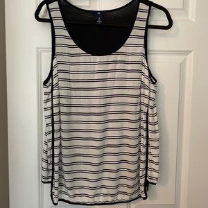 Gap Black and White mixed media tank